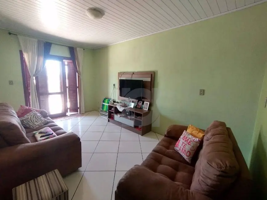 Casa com 5 quartos à venda, 300m2 em Centro, Portao - RS - imagem 5 Foto 5 de Casa com 5 quartos à venda, 300m2 em Centro, Portao - RS