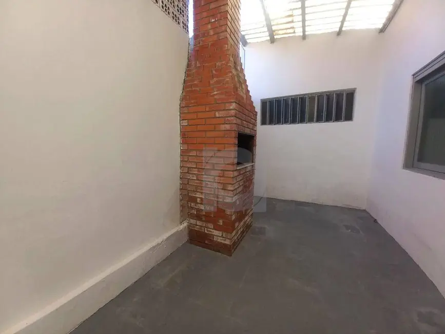 Casa com 3 quartos à venda e para alugar, 290m2 em Centro, Sao Leopoldo - RS - imagem 6 Foto 6 de Casa com 3 quartos à venda e para alugar, 290m2 em Centro, Sao Leopoldo - RS