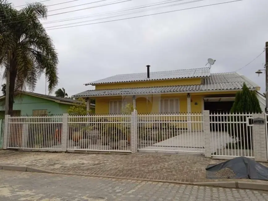 Foto 1 de Casa com 2 quartos à venda, 300m2 em Campina, Sao Leopoldo - RS