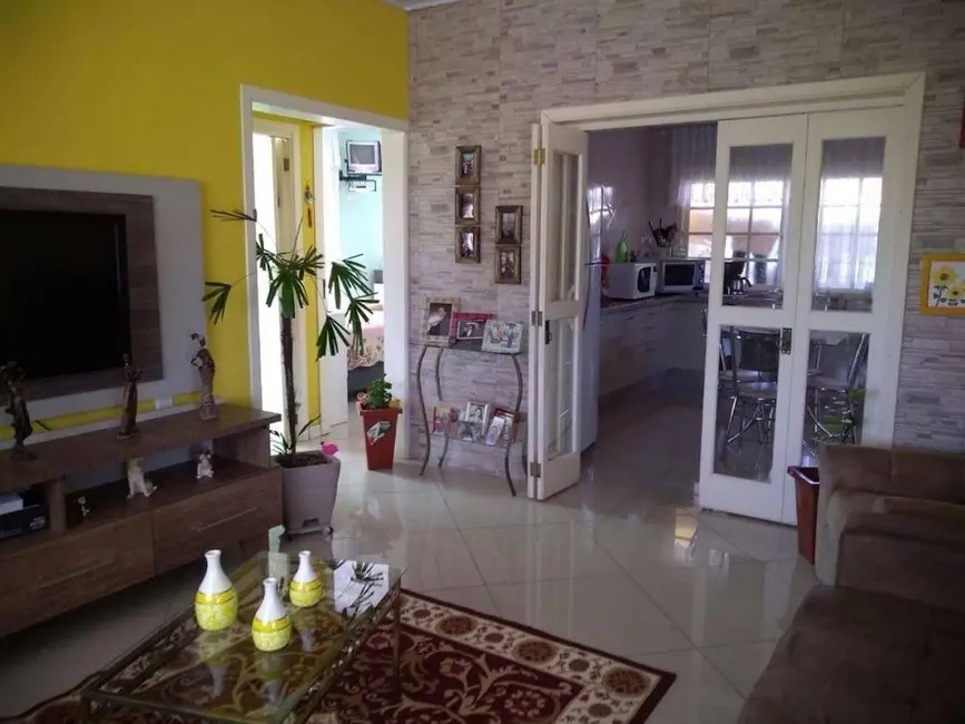 Foto 2 de Casa com 2 quartos à venda, 300m2 em Campina, Sao Leopoldo - RS