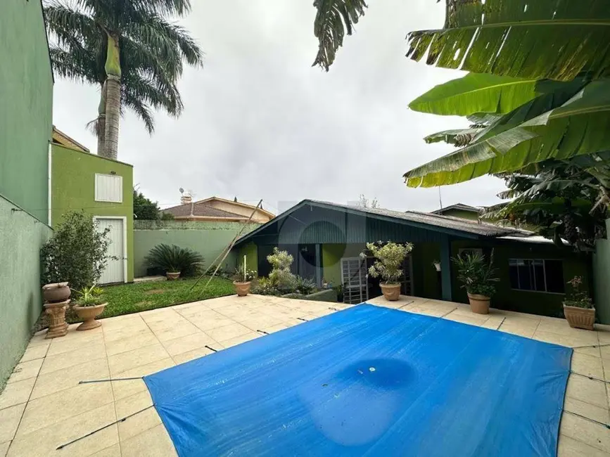 Casa com 3 quartos à venda, 194m2 em Centro, Portao - RS - imagem 4 Foto 4 de Casa com 3 quartos à venda, 194m2 em Centro, Portao - RS
