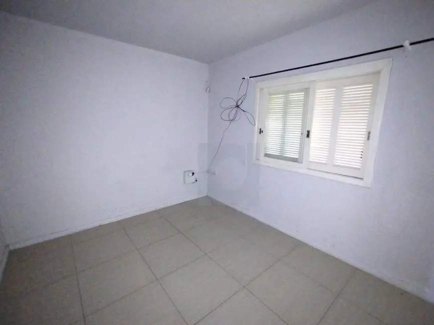 Casa com 2 quartos à venda, 360m2 em Centro, Portao - RS - imagem 5 Foto 5 de Casa com 2 quartos à venda, 360m2 em Centro, Portao - RS