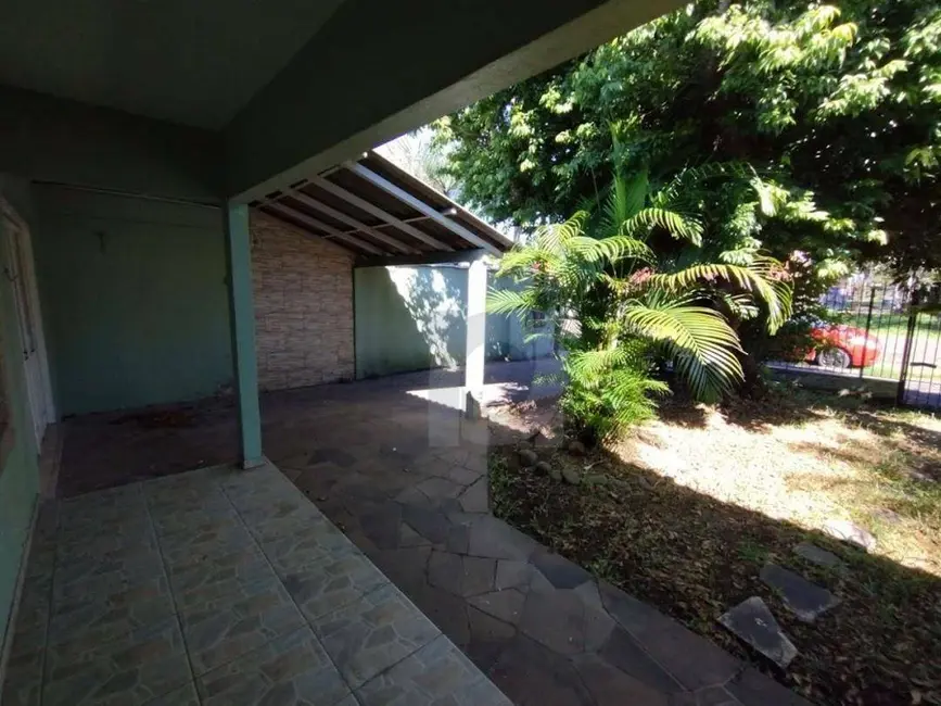 Casa com 2 quartos à venda, 360m2 em Centro, Portao - RS - imagem 4 Foto 4 de Casa com 2 quartos à venda, 360m2 em Centro, Portao - RS