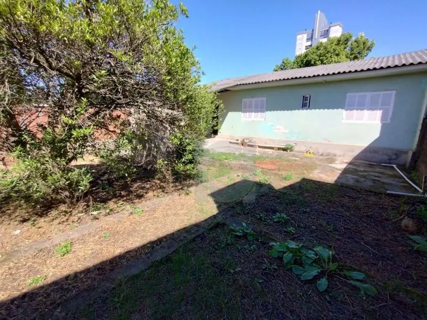 Casa com 2 quartos à venda, 360m2 em Centro, Portao - RS - imagem 8 Foto 8 de Casa com 2 quartos à venda, 360m2 em Centro, Portao - RS