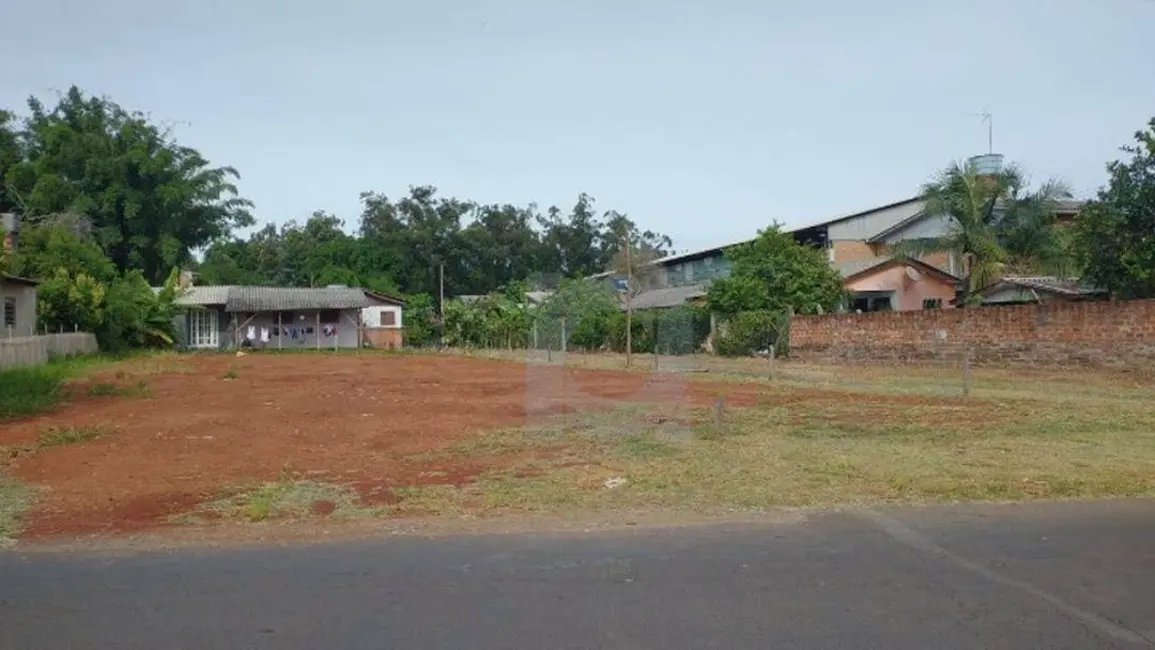 Foto 1 de Terreno / Lote à venda, 320m2 em Portao - RS