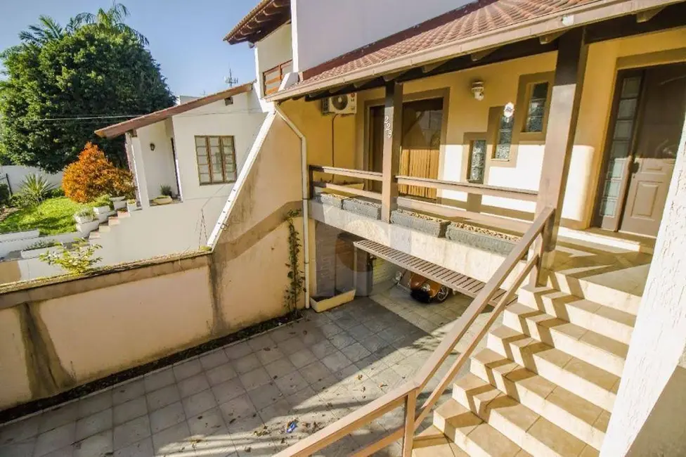 Foto 2 de Casa com 3 quartos à venda, 421m2 em Centro, Esteio - RS