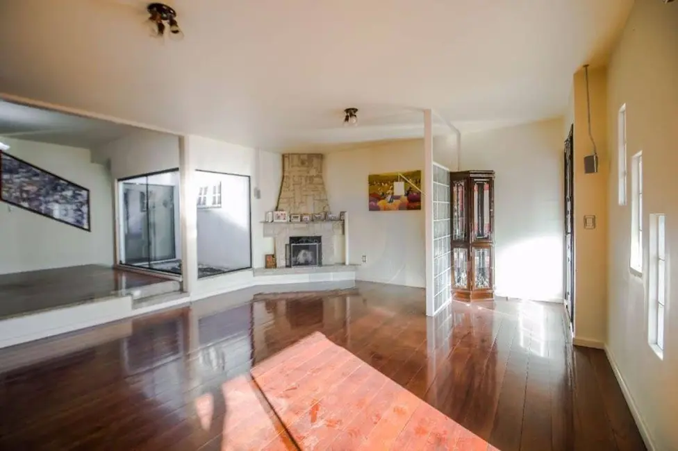 Foto 6 de Casa com 3 quartos à venda, 421m2 em Centro, Esteio - RS