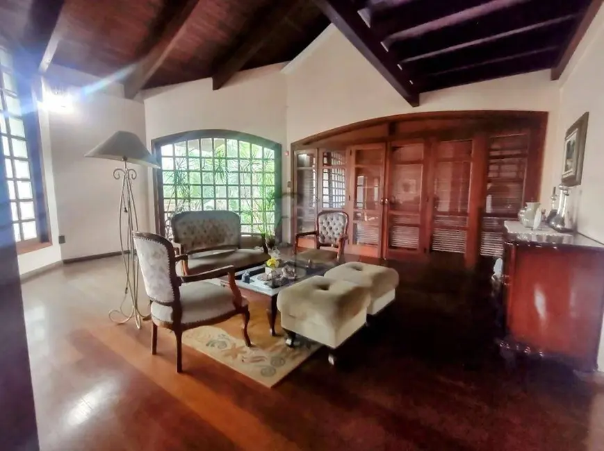 Foto 2 de Casa com 4 quartos à venda e para alugar, 926m2 em Rio Branco, Sao Leopoldo - RS