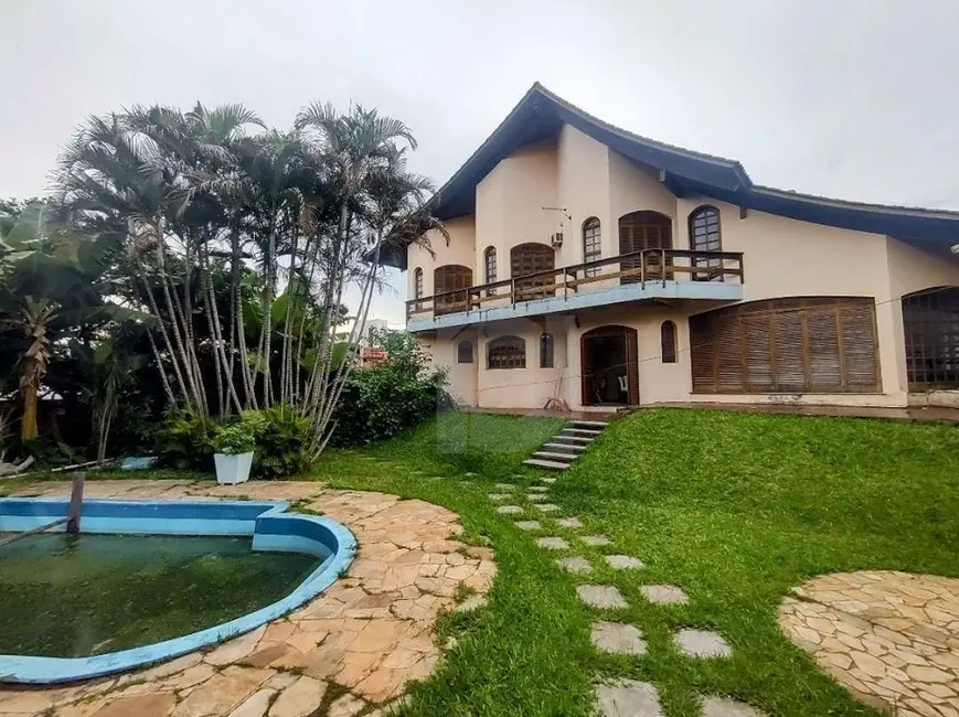 Foto 1 de Casa com 4 quartos à venda e para alugar, 926m2 em Rio Branco, Sao Leopoldo - RS