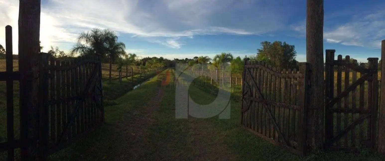 Foto 1 de Terreno / Lote à venda, 140000m2 em Centro, Portao - RS
