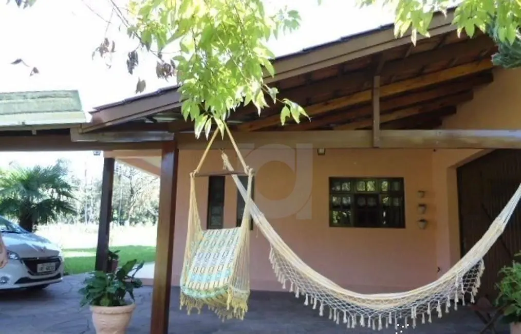 Casa com 2 quartos à venda, 600m2 em Sao Sebastiao Do Cai - RS - imagem 3 Foto 3 de Casa com 2 quartos à venda, 600m2 em Sao Sebastiao Do Cai - RS