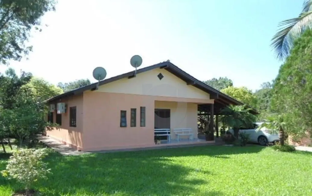 Casa com 2 quartos à venda, 600m2 em Sao Sebastiao Do Cai - RS - imagem 1 Foto 1 de Casa com 2 quartos à venda, 600m2 em Sao Sebastiao Do Cai - RS