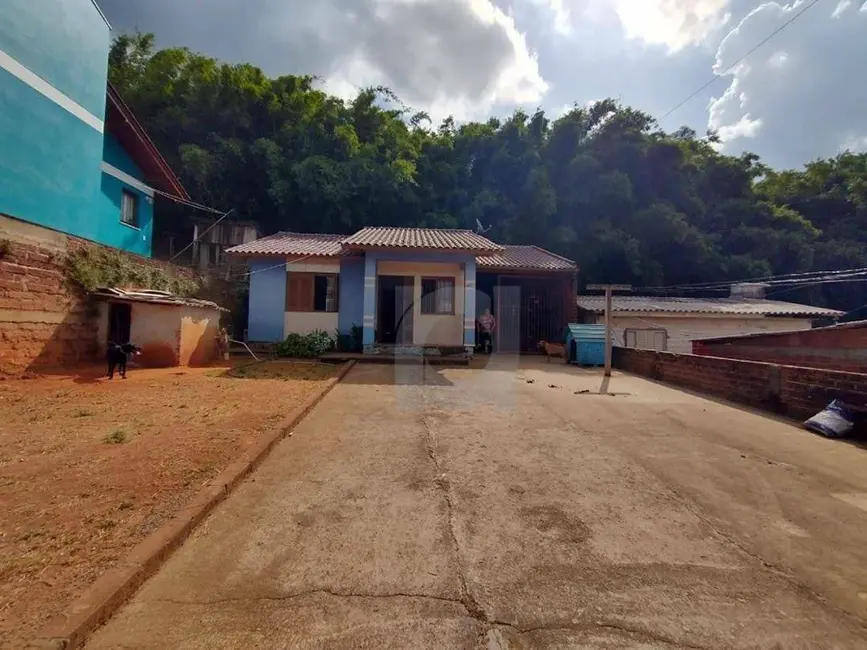 Foto 2 de Casa com 2 quartos à venda, 308m2 em Portao - RS