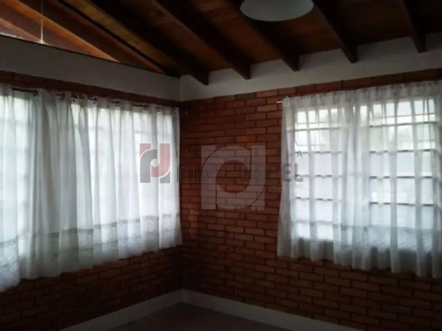 Casa com 3 quartos à venda, 138m2 em Centro, Sao Leopoldo - RS - imagem 9 Foto 9 de Casa com 3 quartos à venda, 138m2 em Centro, Sao Leopoldo - RS