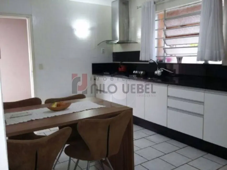 Casa com 3 quartos à venda, 138m2 em Centro, Sao Leopoldo - RS - imagem 5 Foto 5 de Casa com 3 quartos à venda, 138m2 em Centro, Sao Leopoldo - RS