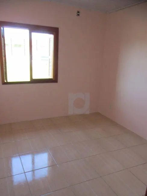 Casa com 2 quartos à venda, 70m2 em Centro, Portao - RS - imagem 4 Foto 4 de Casa com 2 quartos à venda, 70m2 em Centro, Portao - RS