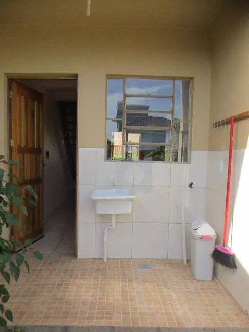 Casa com 2 quartos à venda, 70m2 em Centro, Portao - RS - imagem 8 Foto 8 de Casa com 2 quartos à venda, 70m2 em Centro, Portao - RS