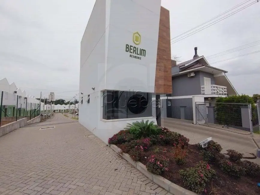 Foto 1 de Casa de Condomínio com 3 quartos à venda, 44m2 em Portao - RS