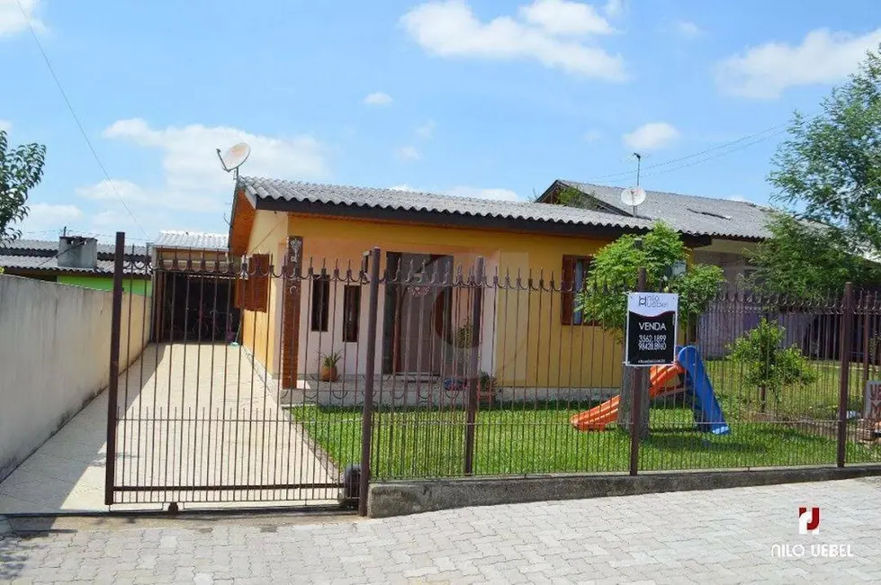 Foto 2 de Casa com 3 quartos à venda, 300m2 em Portao - RS