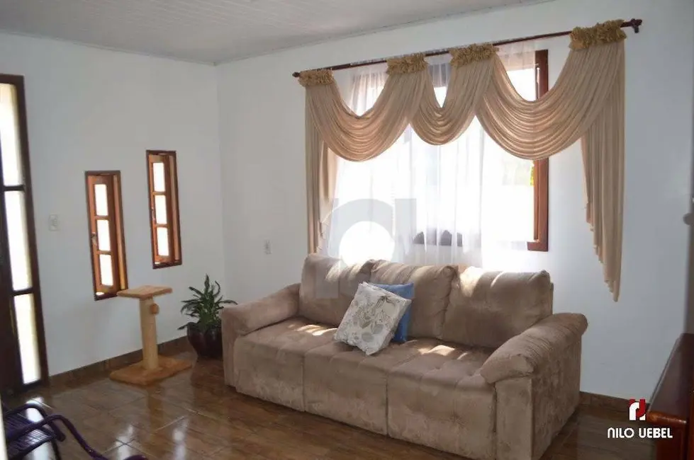 Casa com 3 quartos à venda, 300m2 em Portao - RS - imagem 6 Foto 6 de Casa com 3 quartos à venda, 300m2 em Portao - RS
