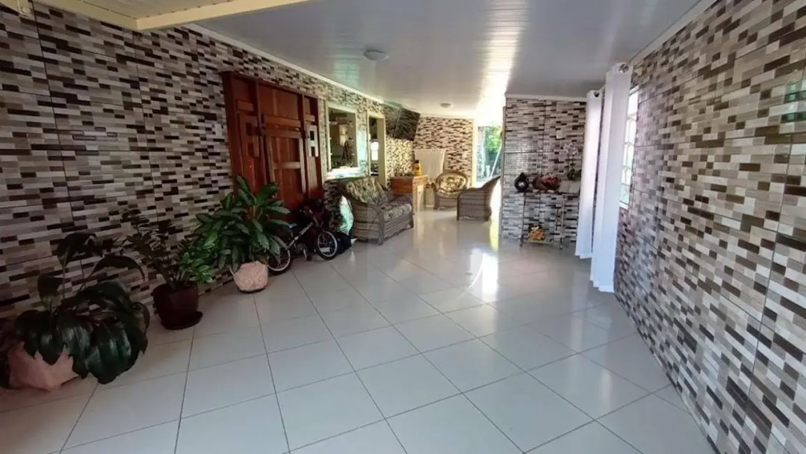Casa com 2 quartos à venda, 360m2 em Portao - RS - imagem 4 Foto 4 de Casa com 2 quartos à venda, 360m2 em Portao - RS