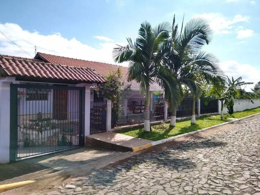 Casa com 3 quartos à venda, 363m2 em Portao - RS - imagem 2 Foto 2 de Casa com 3 quartos à venda, 363m2 em Portao - RS