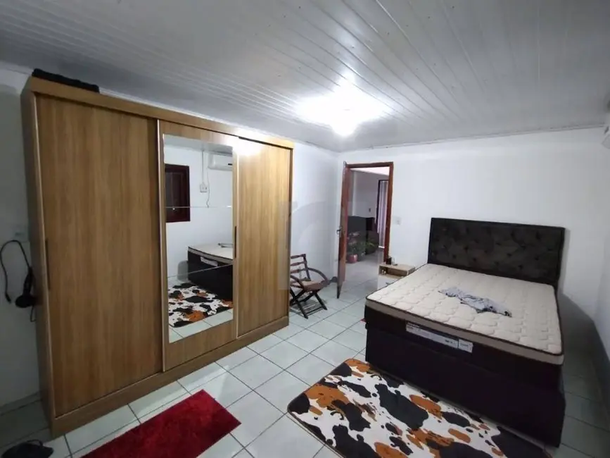 Casa com 3 quartos à venda, 746m2 em Portao - RS - imagem 2 Foto 2 de Casa com 3 quartos à venda, 746m2 em Portao - RS