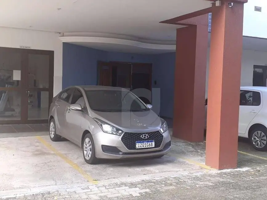 Apartamento com 3 quartos à venda, 109m2 em Porto Alegre - RS - imagem 3 Foto 3 de Apartamento com 3 quartos à venda, 109m2 em Porto Alegre - RS