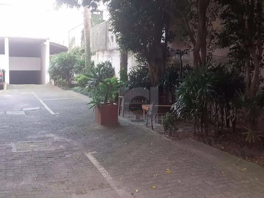 Apartamento com 3 quartos à venda, 109m2 em Porto Alegre - RS - imagem 9 Foto 9 de Apartamento com 3 quartos à venda, 109m2 em Porto Alegre - RS