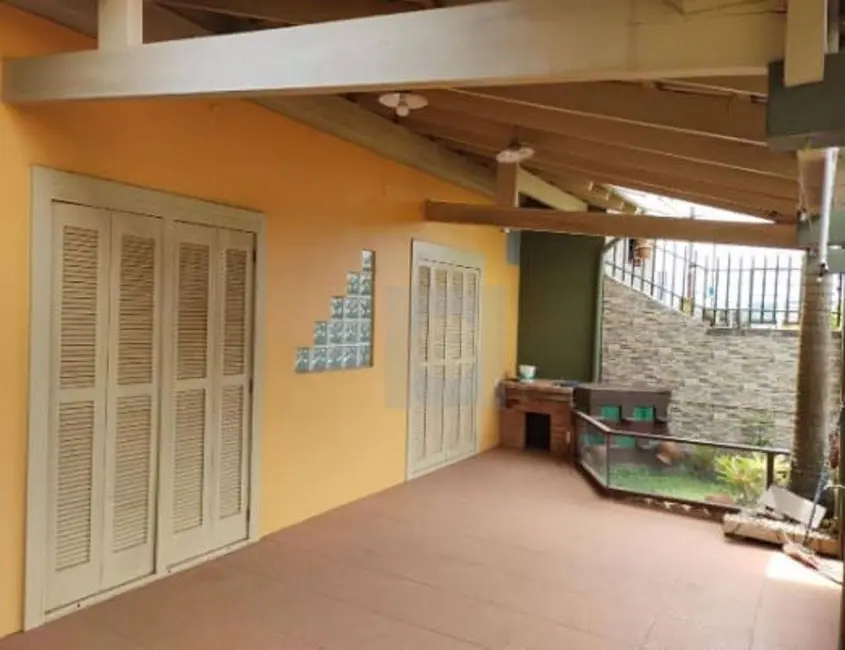 Foto 1 de Casa com 3 quartos à venda, 220m2 em Lomba Grande, Novo Hamburgo - RS