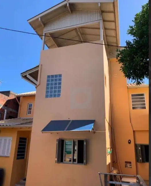 Foto 4 de Casa com 3 quartos à venda, 220m2 em Lomba Grande, Novo Hamburgo - RS