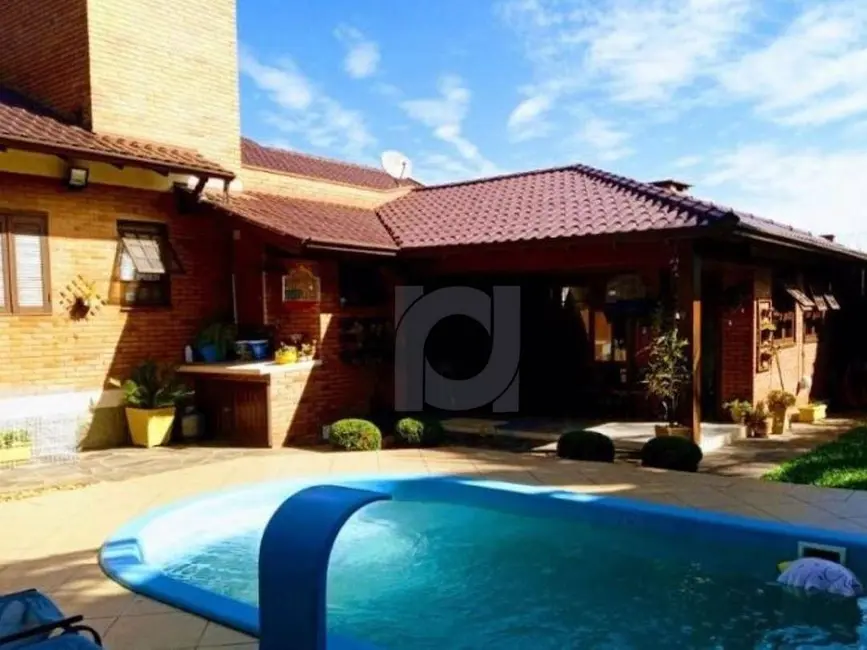 Foto 1 de Casa com 3 quartos à venda, 635m2 em Lomba Grande, Novo Hamburgo - RS