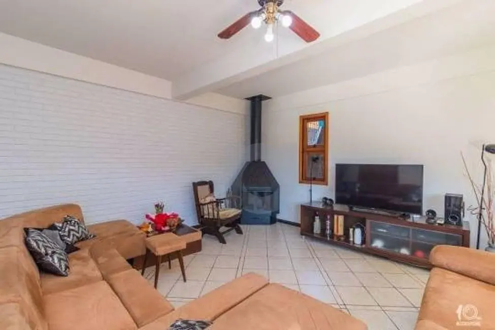 Casa com 4 quartos à venda e para alugar, 465m2 em Cristo Rei, Sao Leopoldo - RS - imagem 8 Foto 8 de Casa com 4 quartos à venda e para alugar, 465m2 em Cristo Rei, Sao Leopoldo - RS