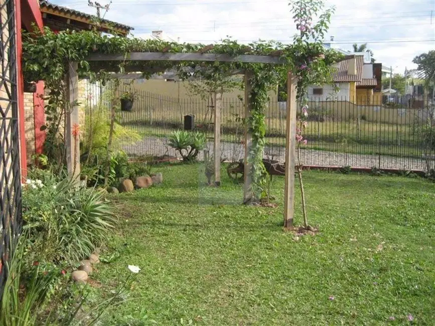 Casa com 4 quartos à venda e para alugar, 465m2 em Cristo Rei, Sao Leopoldo - RS - imagem 6 Foto 6 de Casa com 4 quartos à venda e para alugar, 465m2 em Cristo Rei, Sao Leopoldo - RS