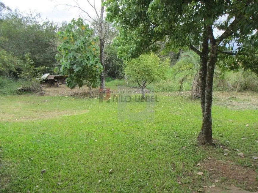 Casa com 2 quartos à venda, 4200m2 em Portao - RS - imagem 4 Foto 4 de Casa com 2 quartos à venda, 4200m2 em Portao - RS