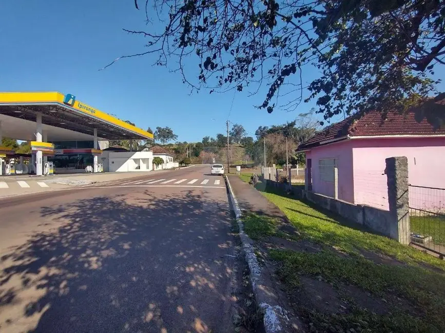 Casa com 3 quartos à venda, 600m2 em Portao - RS - imagem 9 Foto 9 de Casa com 3 quartos à venda, 600m2 em Portao - RS