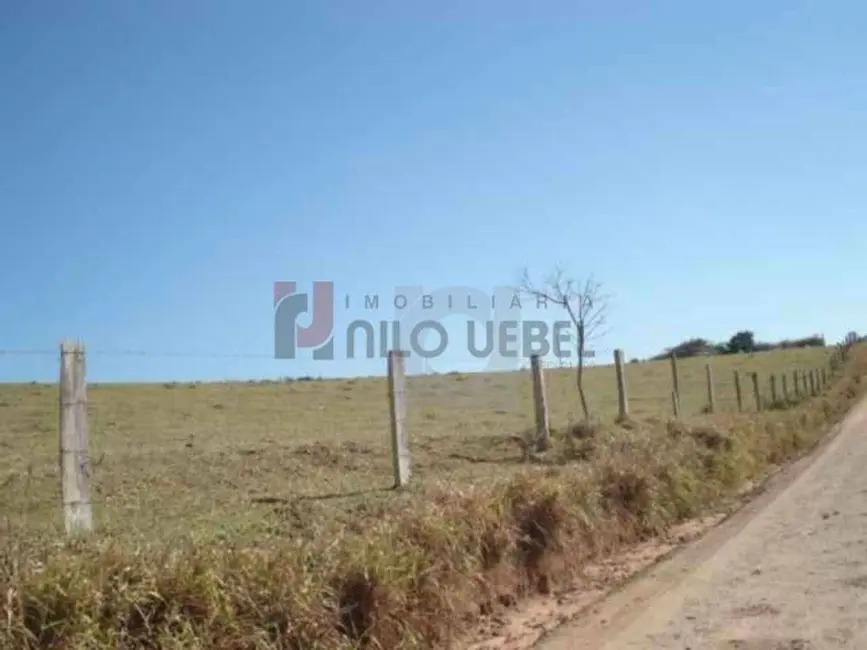 Foto 3 de Terreno / Lote à venda, 360m2 em Portao - RS