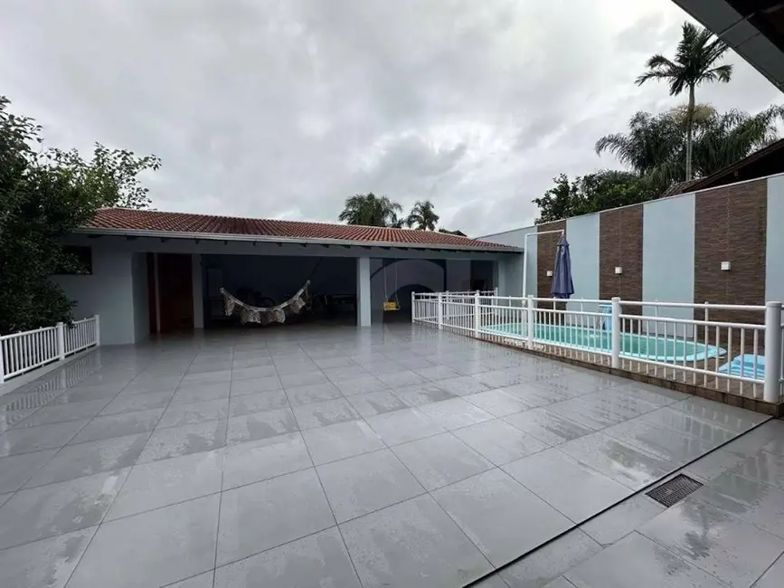 Casa com 3 quartos à venda, 429m2 em Portao - RS - imagem 6 Foto 6 de Casa com 3 quartos à venda, 429m2 em Portao - RS