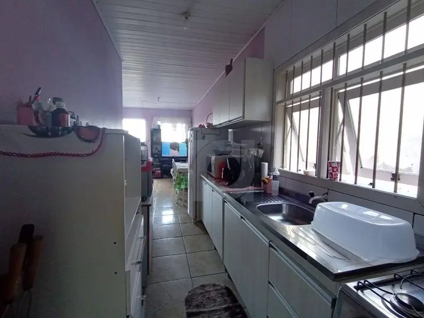Casa com 2 quartos à venda, 160m2 em Portao - RS - imagem 4 Foto 4 de Casa com 2 quartos à venda, 160m2 em Portao - RS
