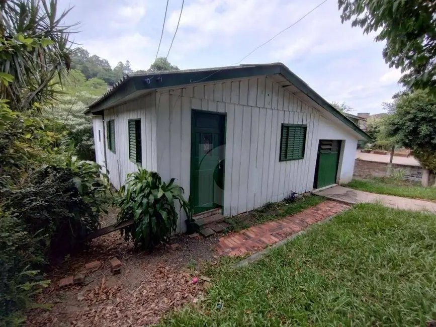 Foto 1 de Casa com 2 quartos à venda, 90m2 em Portao - RS