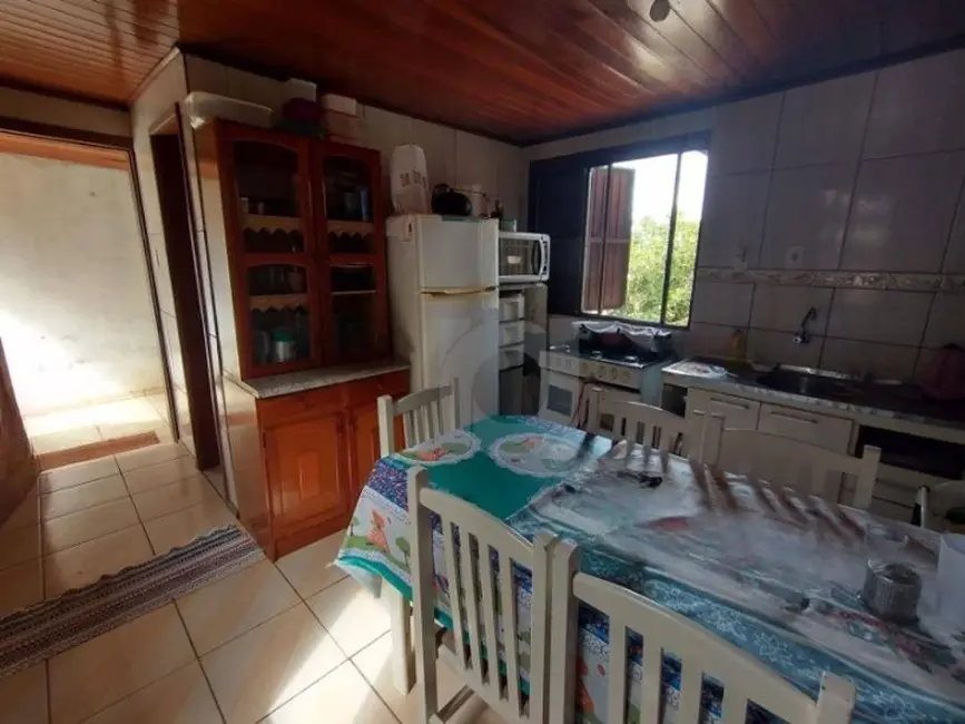 Casa com 2 quartos à venda, 370m2 em Portao - RS - imagem 3 Foto 3 de Casa com 2 quartos à venda, 370m2 em Portao - RS