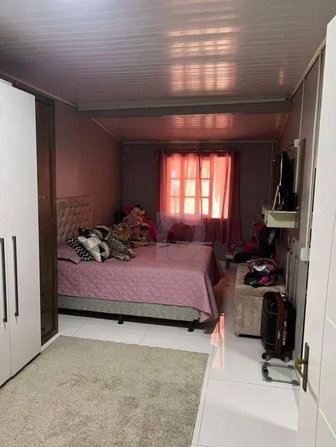 Casa com 2 quartos à venda, 180m2 em Portao - RS - imagem 4 Foto 4 de Casa com 2 quartos à venda, 180m2 em Portao - RS