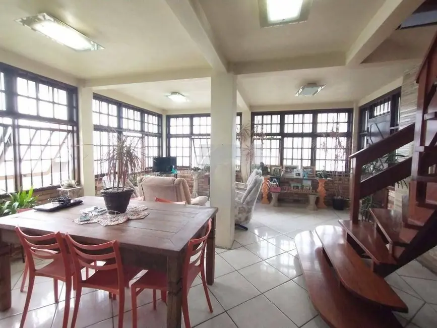 Casa com 3 quartos à venda, 140m2 em Portao - RS - imagem 2 Foto 2 de Casa com 3 quartos à venda, 140m2 em Portao - RS