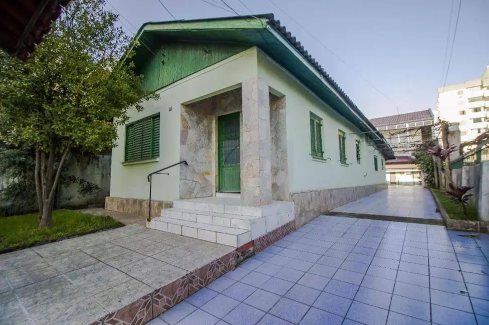 Foto 5 de Casa com 2 quartos à venda, 440m2 em Centro, Esteio - RS