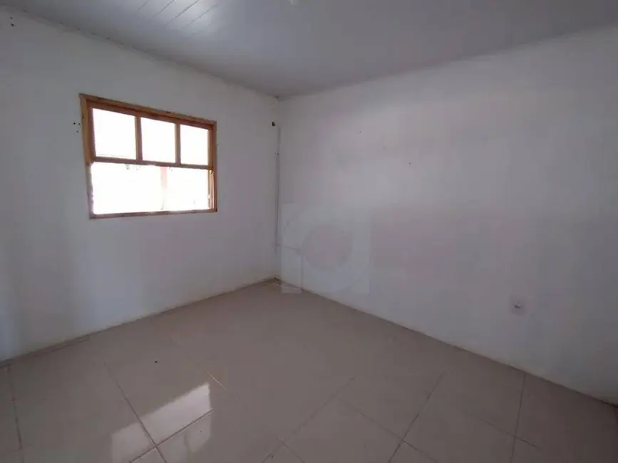 Casa com 1 quarto à venda, 300m2 em Portao - RS - imagem 3 Foto 3 de Casa com 1 quarto à venda, 300m2 em Portao - RS