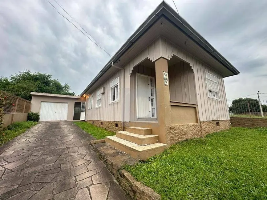 Casa com 3 quartos à venda, 360m2 em Portao - RS - imagem 1 Foto 1 de Casa com 3 quartos à venda, 360m2 em Portao - RS