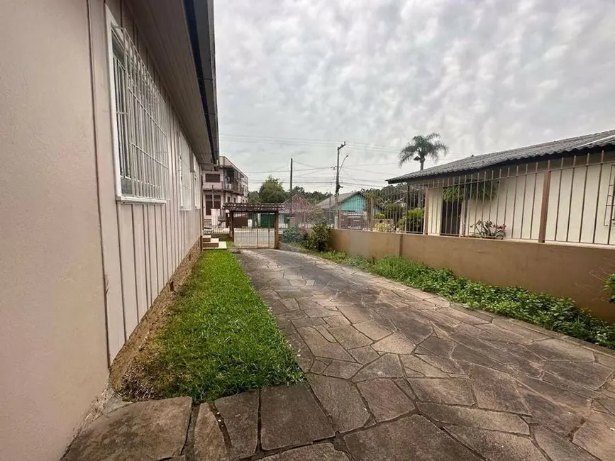 Casa com 3 quartos à venda, 360m2 em Portao - RS - imagem 5 Foto 5 de Casa com 3 quartos à venda, 360m2 em Portao - RS