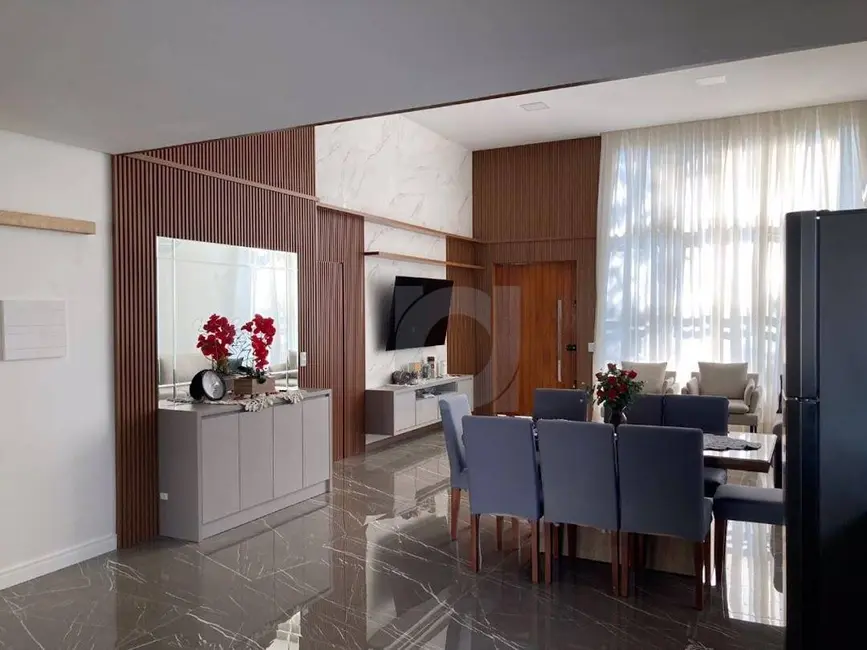 Casa com 2 quartos à venda, 420m2 em Novo Hamburgo - RS - imagem 6 Foto 6 de Casa com 2 quartos à venda, 420m2 em Novo Hamburgo - RS