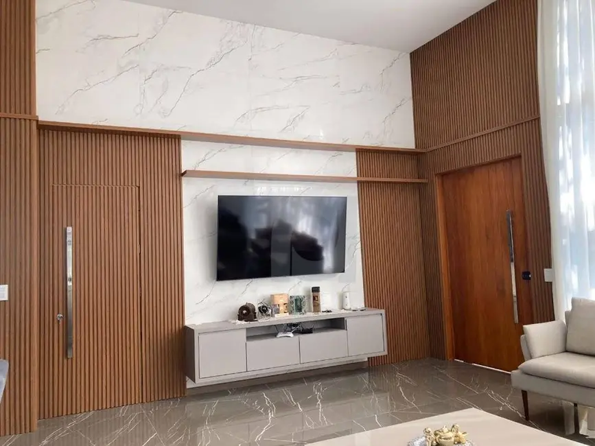 Casa com 2 quartos à venda, 420m2 em Novo Hamburgo - RS - imagem 8 Foto 8 de Casa com 2 quartos à venda, 420m2 em Novo Hamburgo - RS