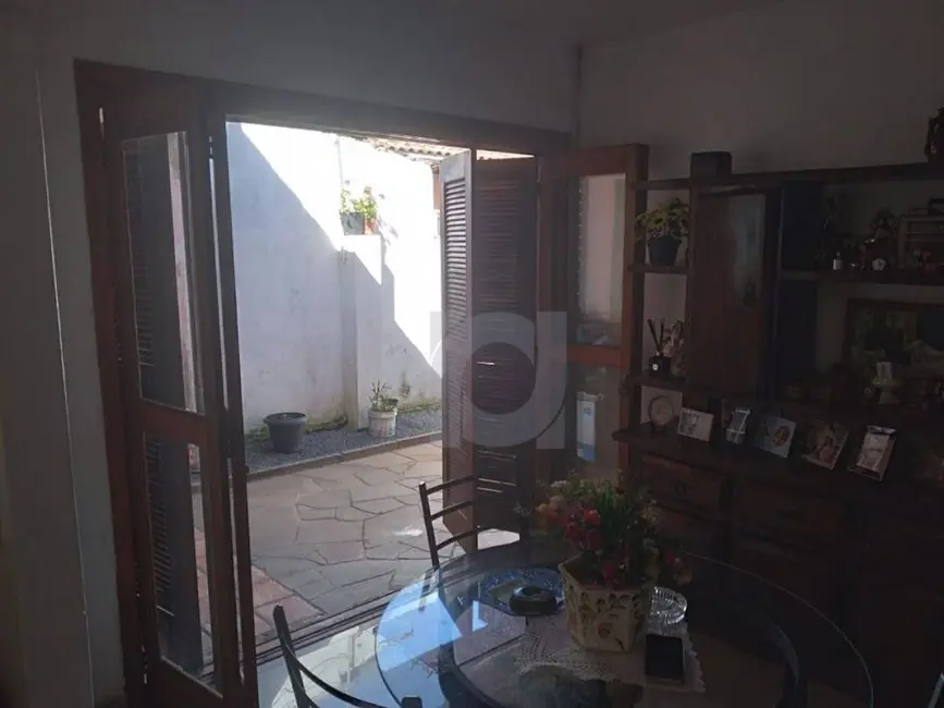 Foto 3 de Casa com 2 quartos à venda, 325m2 em Jardim América, Sao Leopoldo - RS